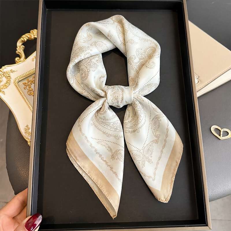 Винтажный бежевый квадратный п – обзор и цена Scarf Silk Square